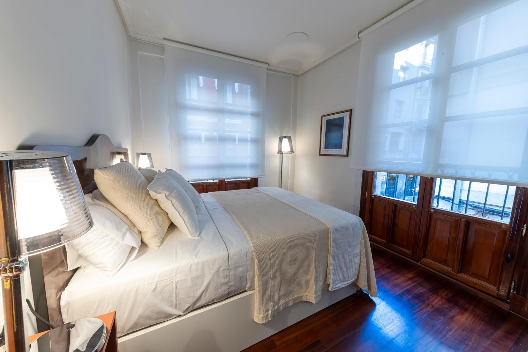 Cornerstone, Apartamento En Casco Viejo Билбао Екстериор снимка